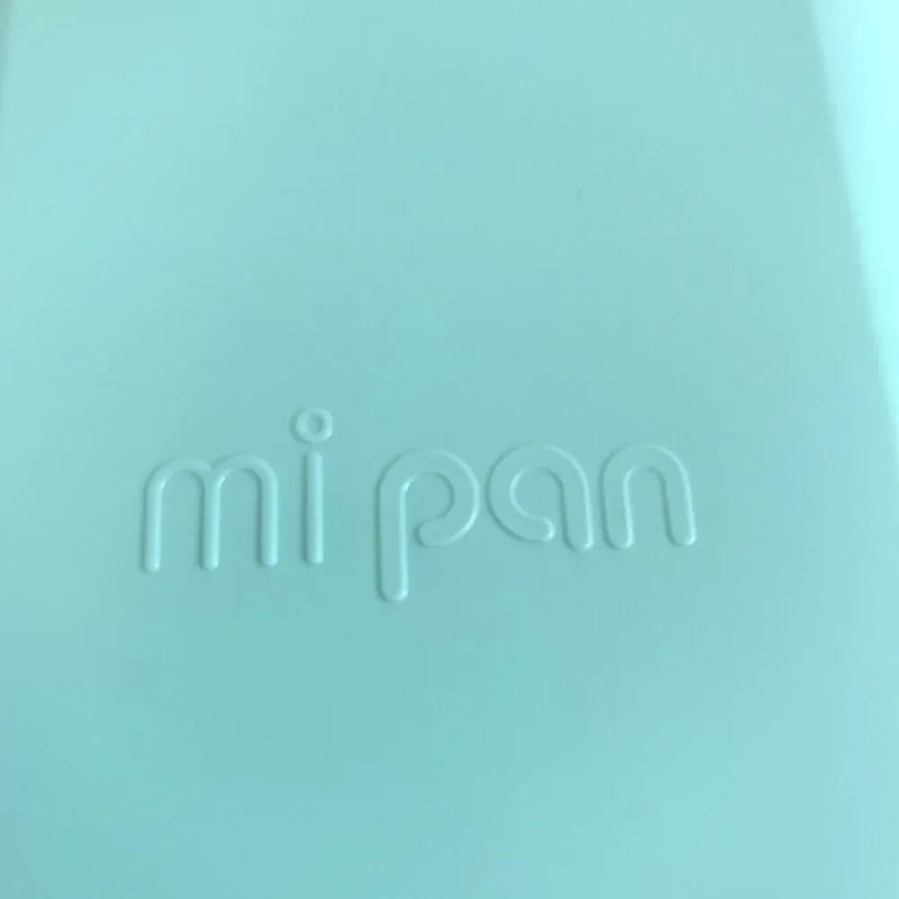 Mi Pan Teal Blue Pasta Box Easy Wash Prepare cook drain and eat pasta in one pan